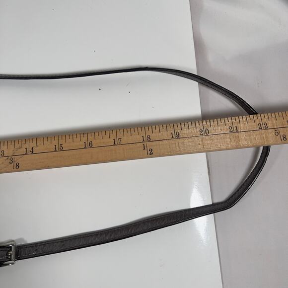 Michael Kors Zip Around Silver Metallic Textured Crossbody Bag Adj Strap - Picture 12 of 16